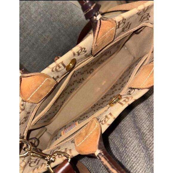 Vintage Dooney & Bourke DB Logo Tassel Tote Bag - Picture 6 of 9